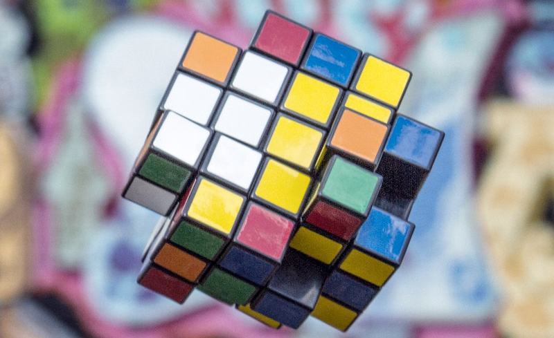 Illustration for article titled If Evil Were a Puzzle, It Would Look Like This X-Shaped Rubik's Cube